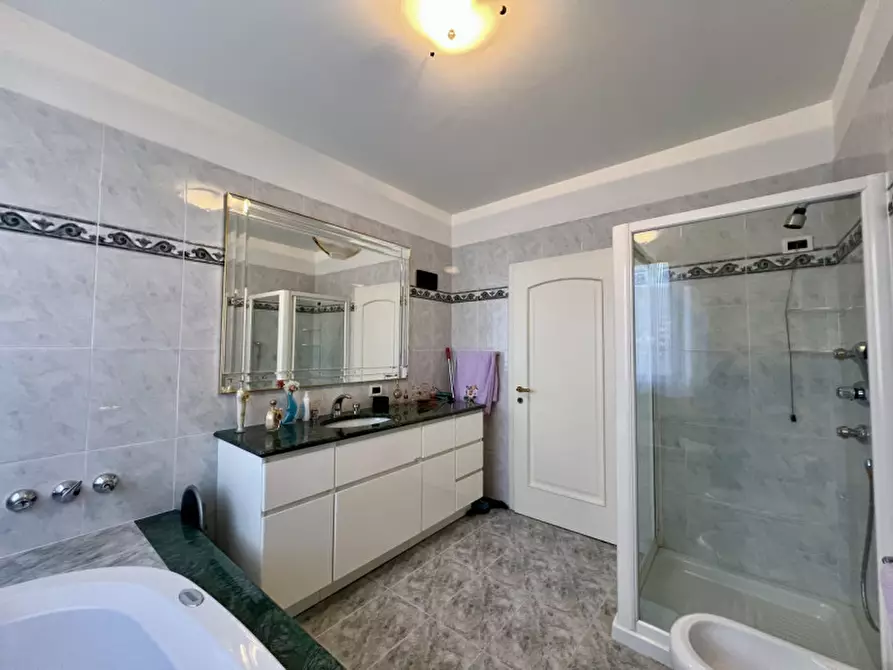 Immagine 51 di Villa in vendita  in Via al Capitello a Trento