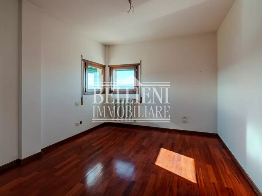 Immagine 8 di Attico in vendita  in Viale Montebello della Battaglia a Vicenza