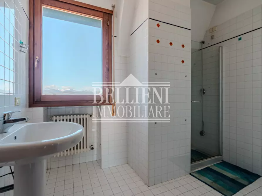 Immagine 10 di Attico in vendita  in Viale Montebello della Battaglia a Vicenza