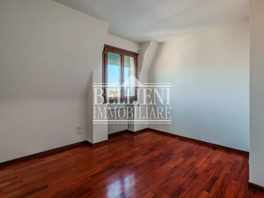 Immagine 12 di Attico in vendita  in Viale Montebello della Battaglia a Vicenza