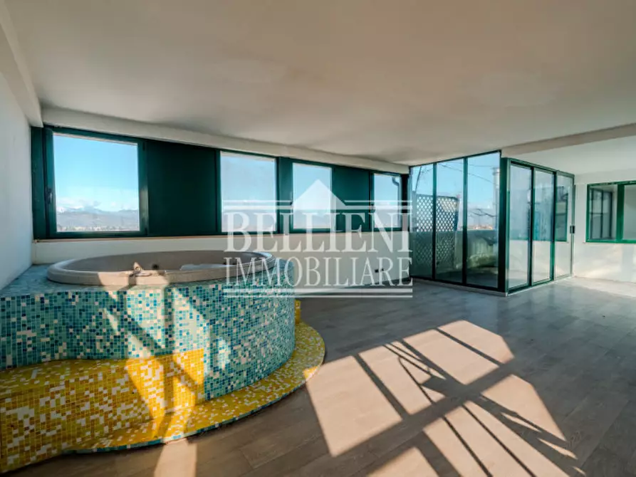 Immagine 16 di Attico in vendita  in Viale Montebello della Battaglia a Vicenza