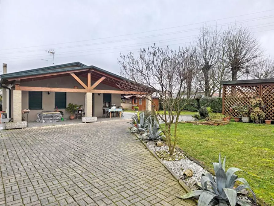 Immagine 11 di Capannone industriale in vendita  in Regione Funtana COperta, N. snc a Guspini