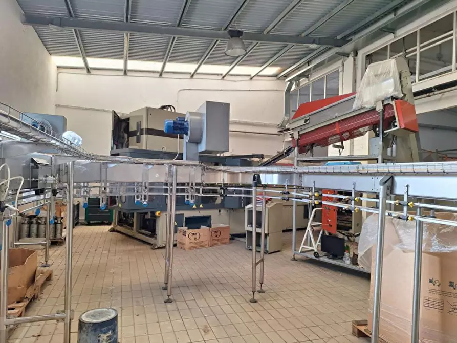 Immagine 17 di Capannone industriale in vendita  in Regione Funtana COperta, N. snc a Guspini