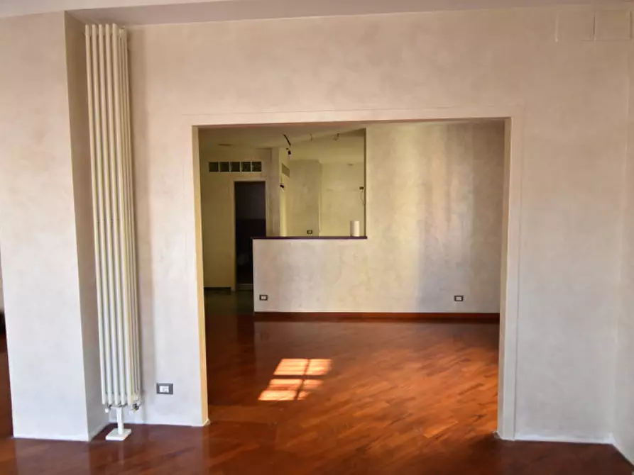 Immagine 6 di Appartamento in vendita  in Via Luigi Gallo a Roma