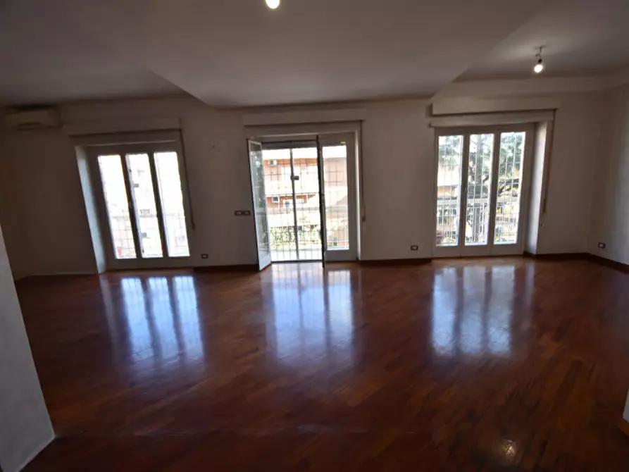 Immagine 27 di Appartamento in vendita  in Via Luigi Gallo a Roma
