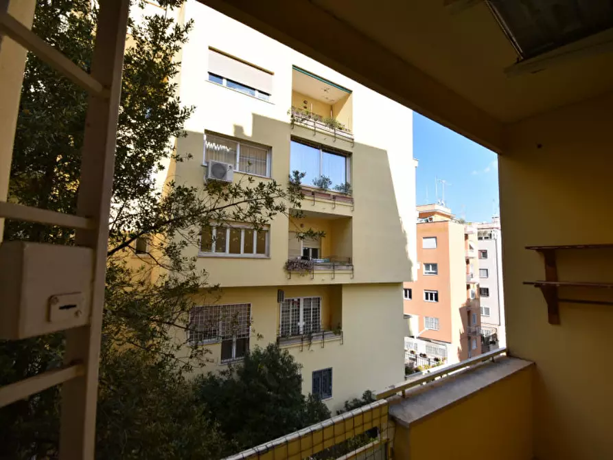 Immagine 34 di Appartamento in vendita  in Via Luigi Gallo a Roma