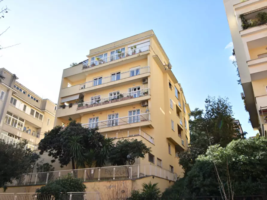 Immagine 37 di Appartamento in vendita  in Via Luigi Gallo a Roma