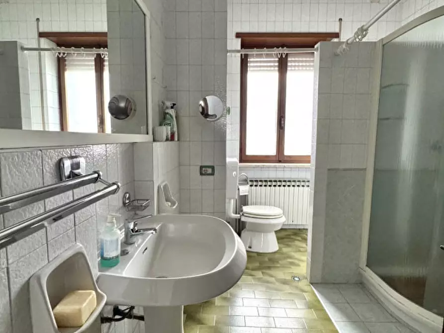 Immagine 10 di Appartamento in vendita  in via Don Minzoni a Lugo Di Vicenza