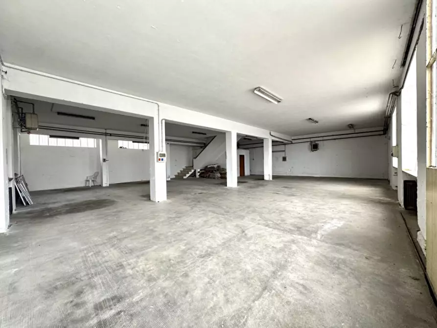 Immagine 35 di Appartamento in vendita  in via Don Minzoni a Lugo Di Vicenza