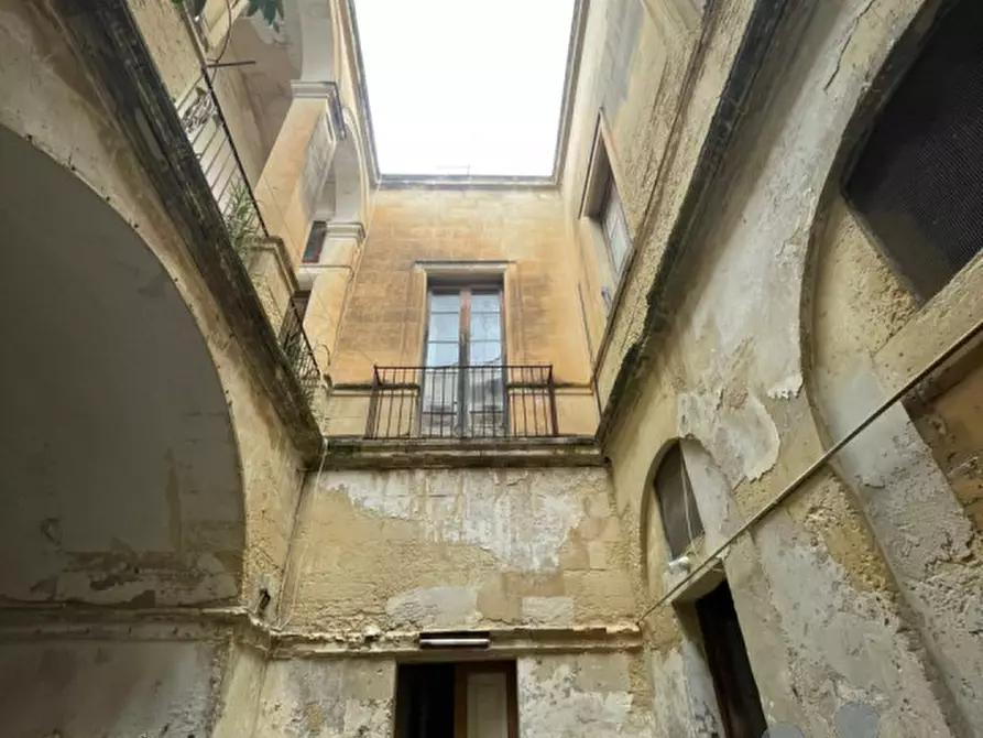 Immagine 53 di Appartamento in vendita  in Piazzetta Giuseppe Lillo a Lecce