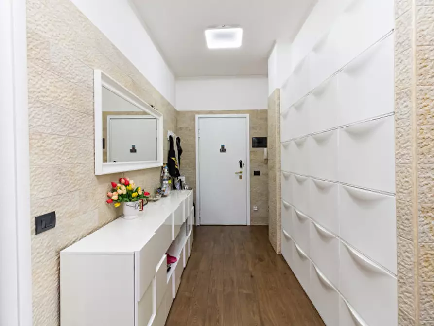 Immagine 4 di Appartamento in vendita  a Cologno Monzese