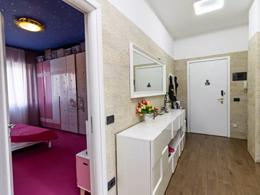 Immagine 5 di Appartamento in vendita  a Cologno Monzese