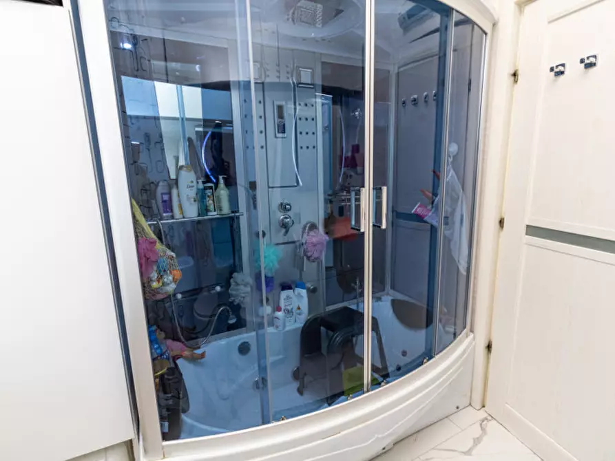 Immagine 20 di Appartamento in vendita  a Cologno Monzese