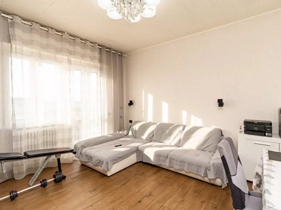 Immagine 22 di Appartamento in vendita  a Cologno Monzese