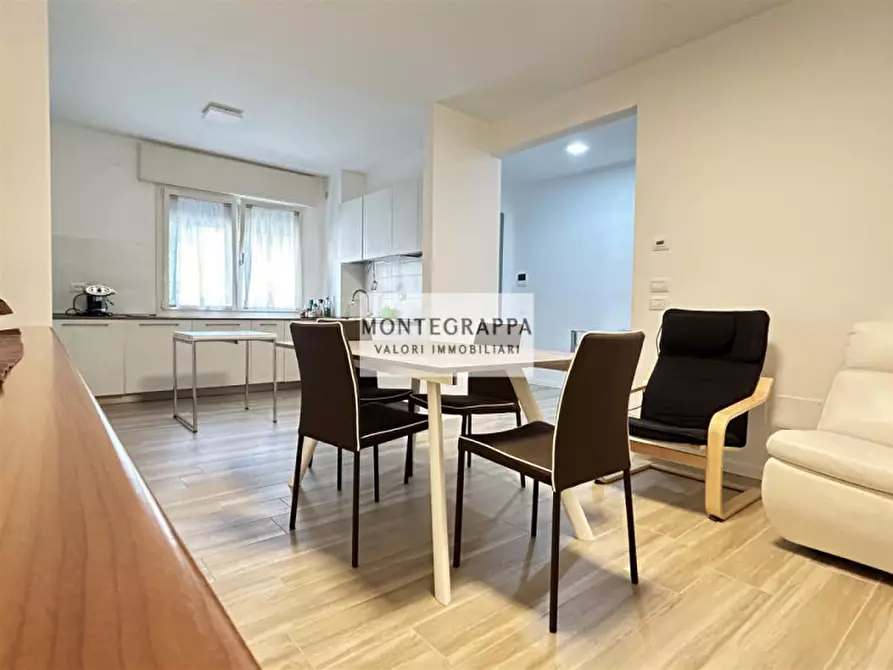 Immagine 2 di Casa bifamiliare in vendita  in Via Canaletto a Castelfranco Veneto