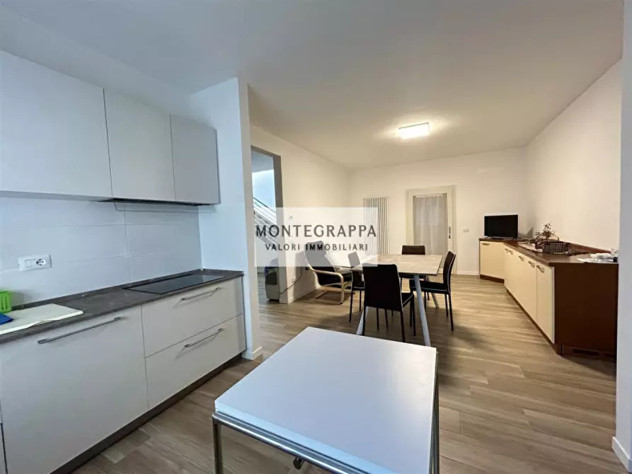 Immagine 4 di Casa bifamiliare in vendita  in Via Canaletto a Castelfranco Veneto