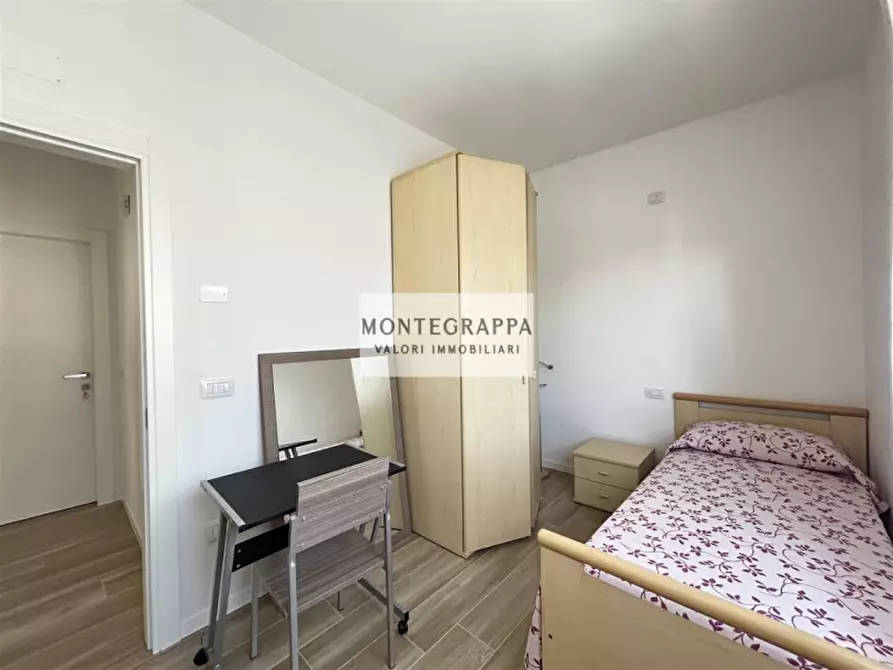 Immagine 11 di Casa bifamiliare in vendita  in Via Canaletto a Castelfranco Veneto