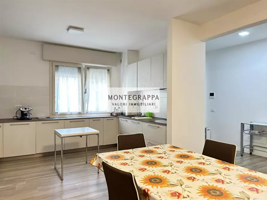 Immagine 14 di Casa bifamiliare in vendita  in Via Canaletto a Castelfranco Veneto