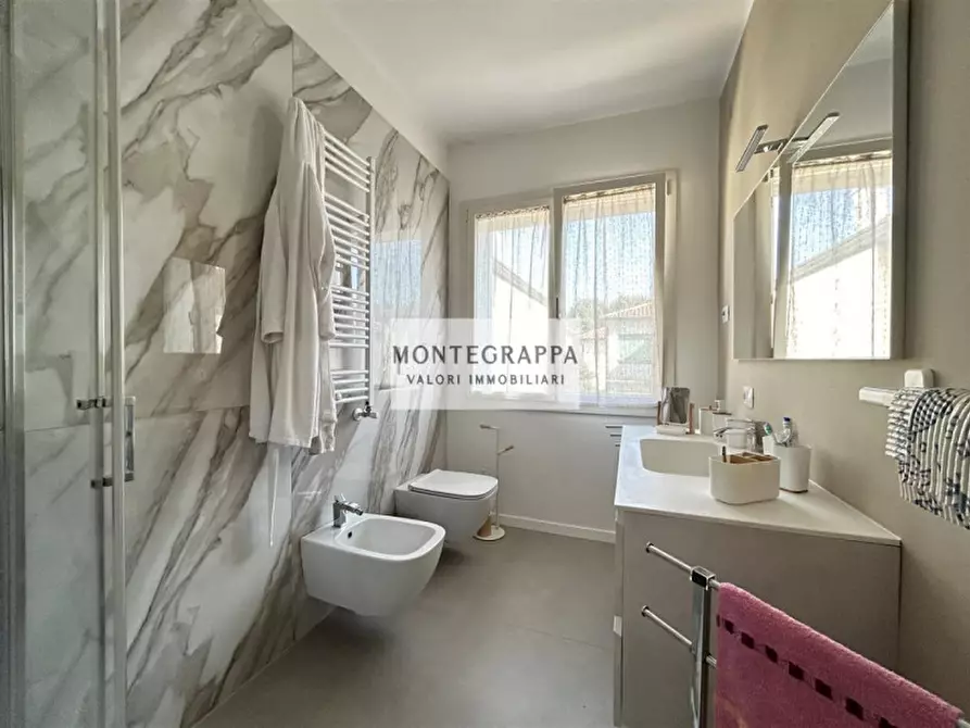 Immagine 41 di Casa bifamiliare in vendita  in Via Canaletto a Castelfranco Veneto