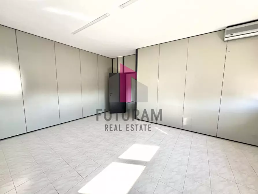 Immagine 8 di Ufficio in affitto  in via santa maria a Sarcedo