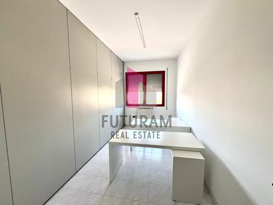 Immagine 10 di Ufficio in affitto  in via santa maria a Sarcedo