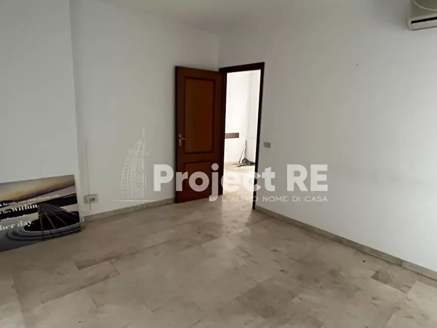 Immagine 9 di Appartamento in vendita  in Via Del Gelsomino a Reggio Di Calabria