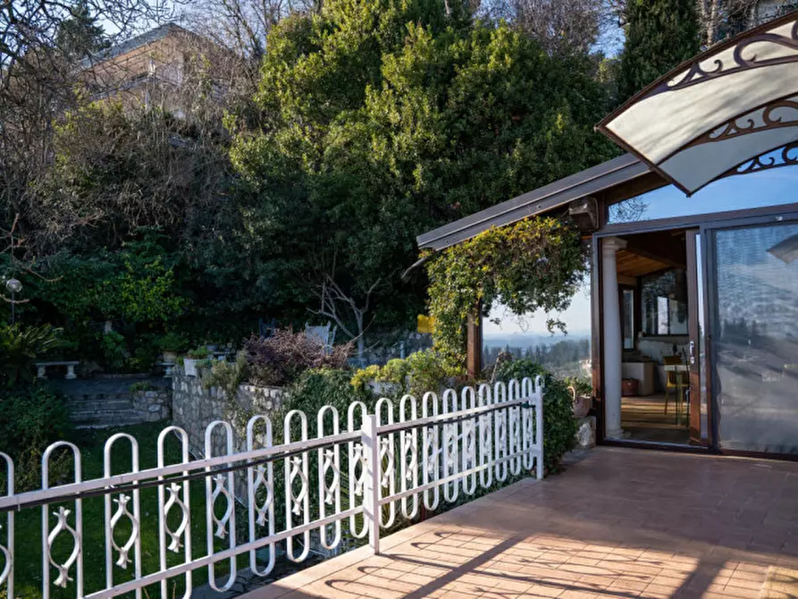 Immagine 2 di Villa in vendita  in LOC PRATELLO VILLAGGIO a Padenghe Sul Garda