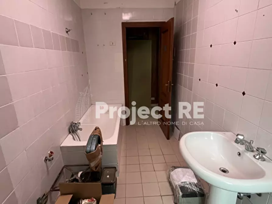 Immagine 15 di Appartamento in vendita  in Via Del Gelsomino a Reggio Di Calabria