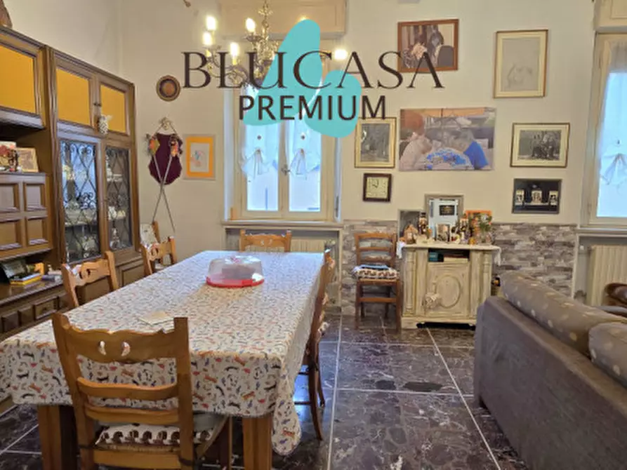 Immagine 1 di Casa indipendente in vendita  in via 24 maggio a Meldola