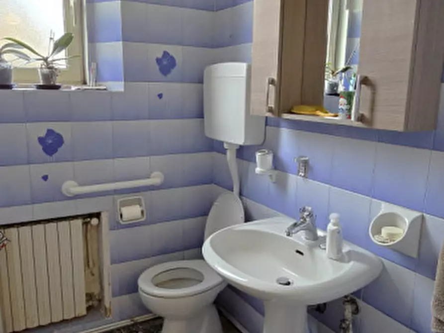 Immagine 12 di Casa indipendente in vendita  in via 24 maggio a Meldola