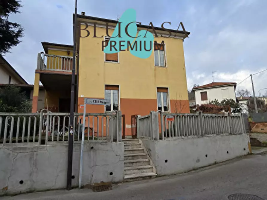 Immagine 23 di Casa indipendente in vendita  in via 24 maggio a Meldola