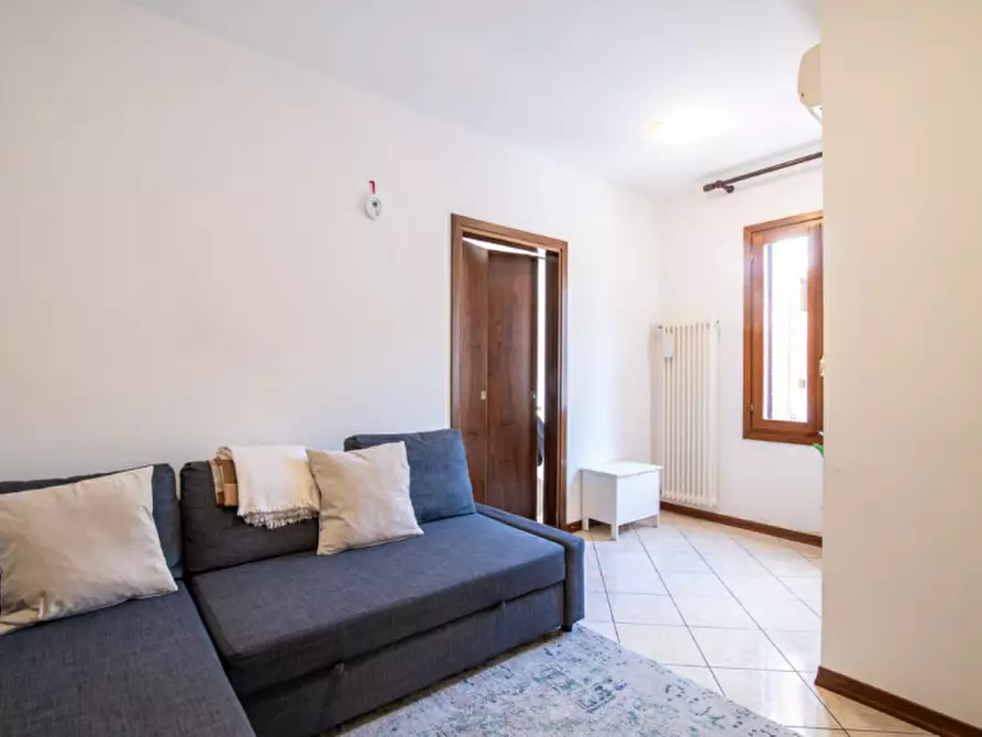 Immagine 3 di Casa bifamiliare in vendita  in Via Tre Garofani a Padova