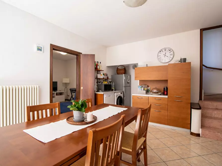 Immagine 4 di Casa bifamiliare in vendita  in Via Tre Garofani a Padova