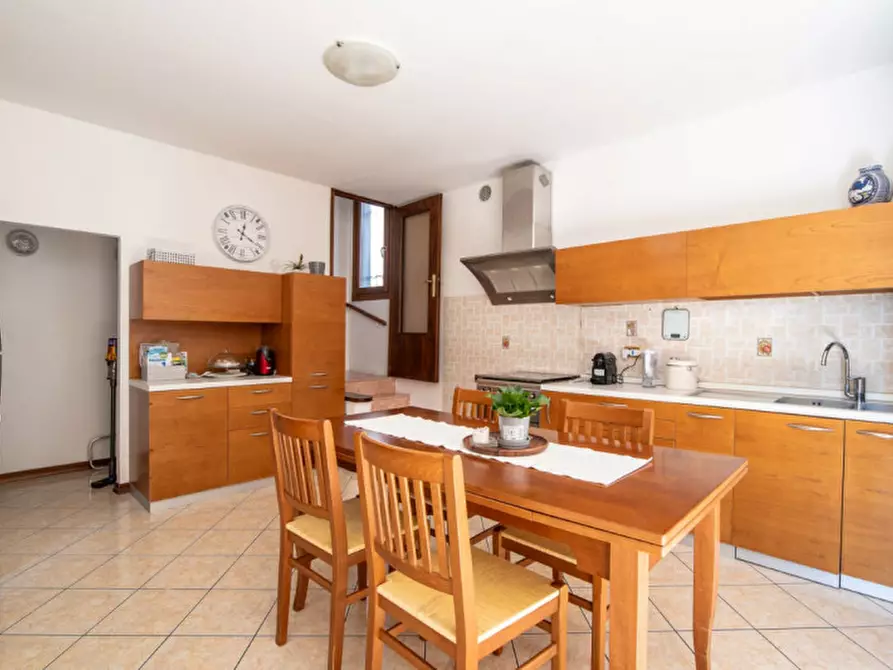 Immagine 5 di Casa bifamiliare in vendita  in Via Tre Garofani a Padova