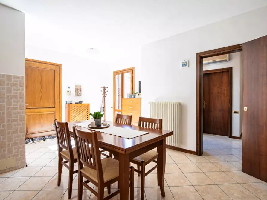 Immagine 7 di Casa bifamiliare in vendita  in Via Tre Garofani a Padova