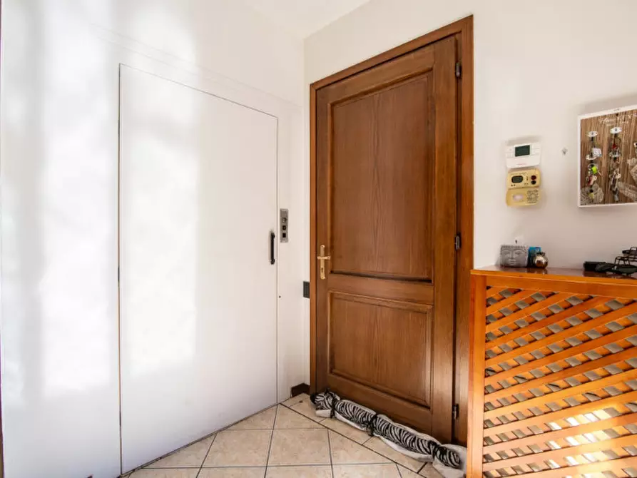 Immagine 9 di Casa bifamiliare in vendita  in Via Tre Garofani a Padova