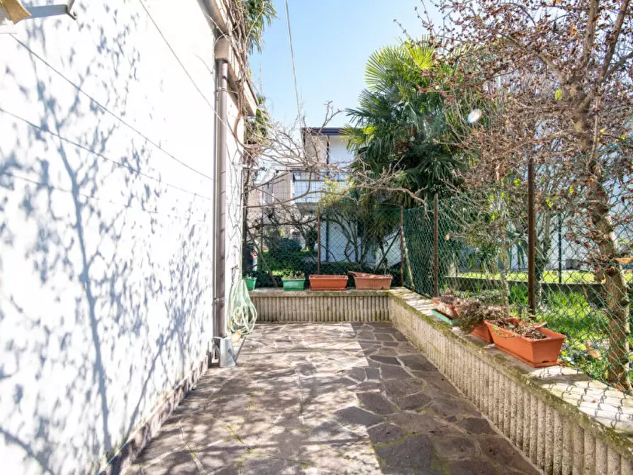 Immagine 21 di Casa bifamiliare in vendita  in Via Tre Garofani a Padova