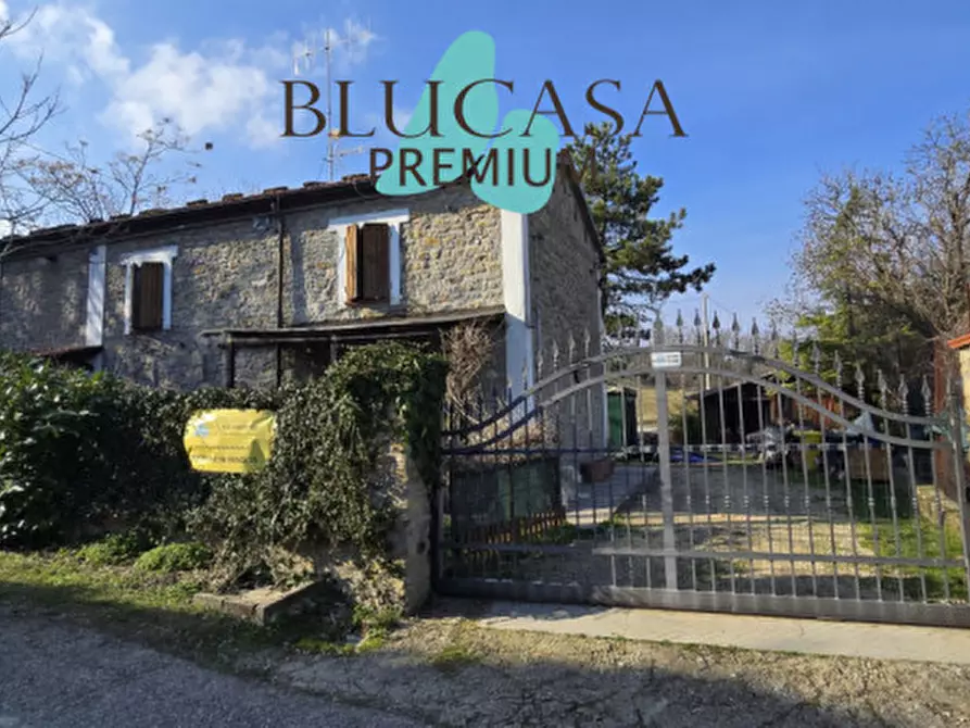 Immagine 1 di Casa indipendente in vendita  in Strada San Colombano Dogheria a Meldola