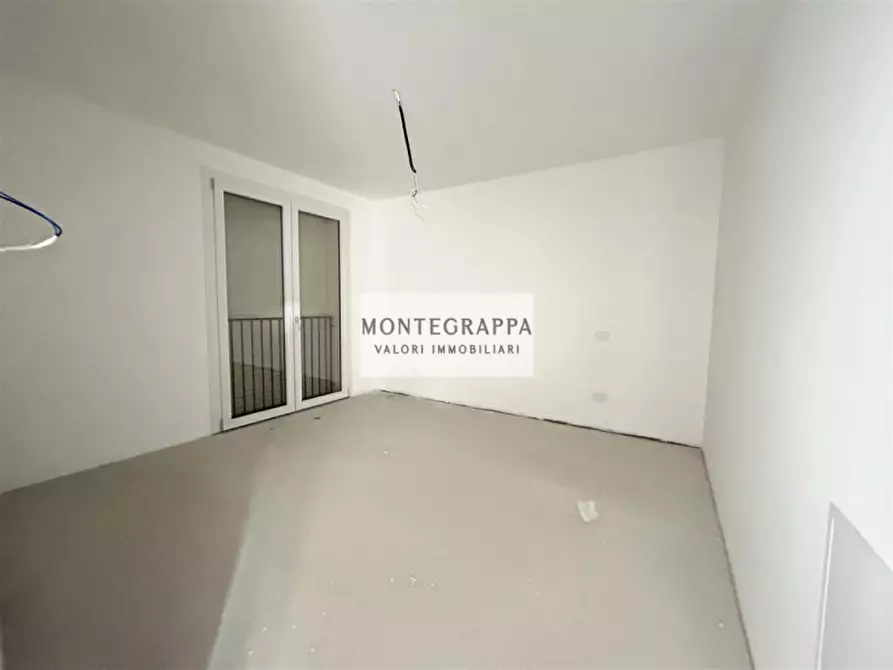Immagine 7 di Appartamento in vendita  in Via degli Abeti a Castelfranco Veneto