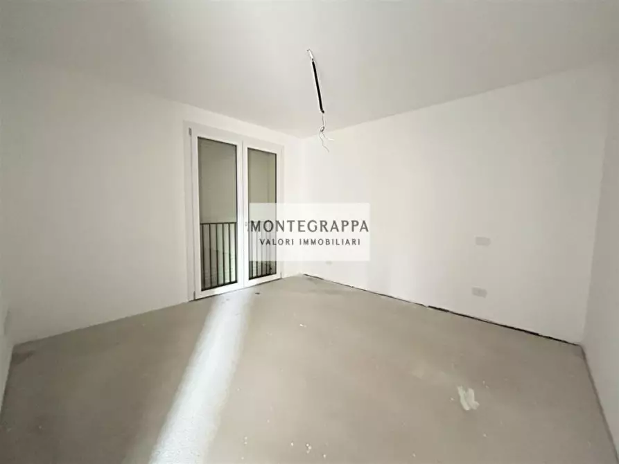 Immagine 8 di Appartamento in vendita  in Via degli Abeti a Castelfranco Veneto