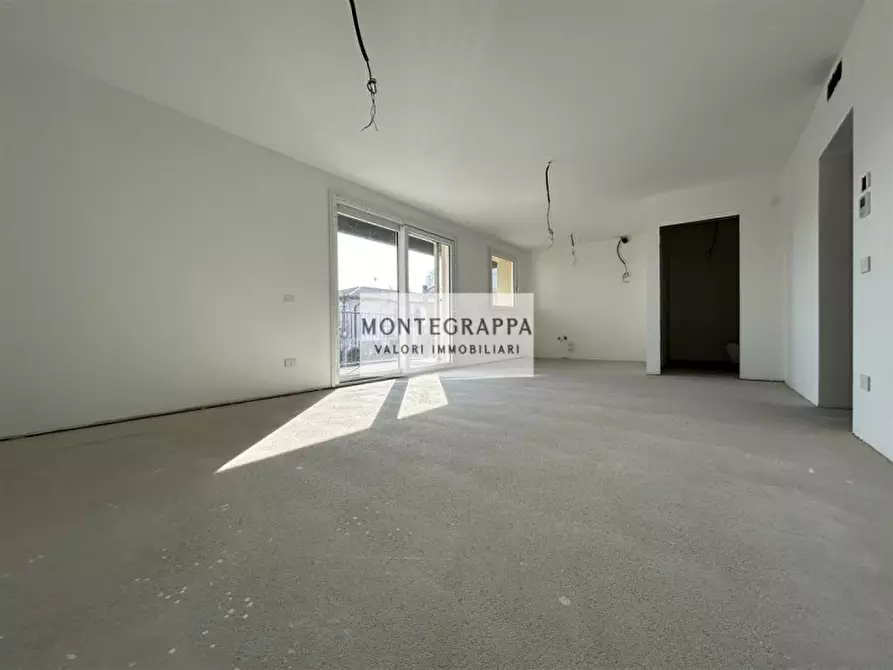 Immagine 12 di Appartamento in vendita  in Via degli Abeti a Castelfranco Veneto