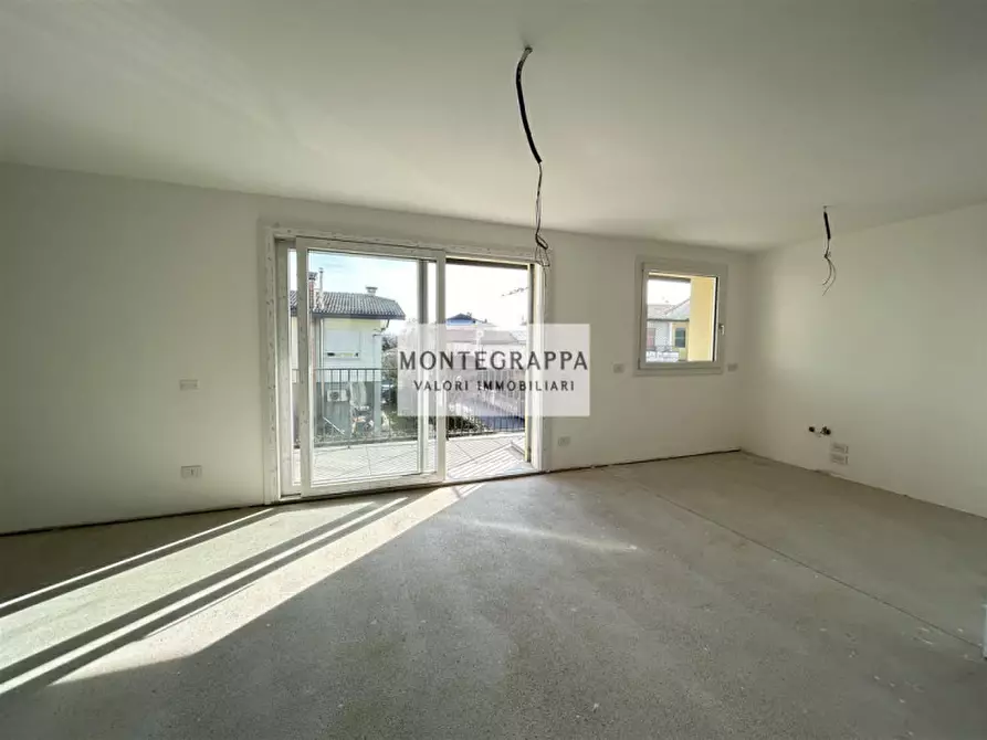 Immagine 21 di Appartamento in vendita  in Via degli Abeti a Castelfranco Veneto