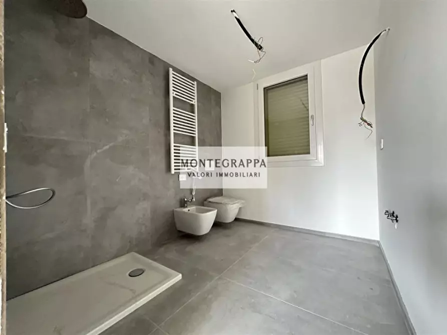 Immagine 24 di Appartamento in vendita  in Via degli Abeti a Castelfranco Veneto