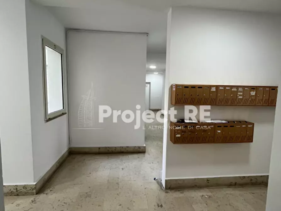 Immagine 4 di Appartamento in vendita  in Via Del Gelsomino a Reggio Di Calabria