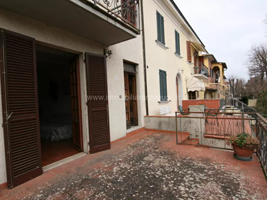 Immagine 7 di Villetta a schiera in vendita  a Sinalunga