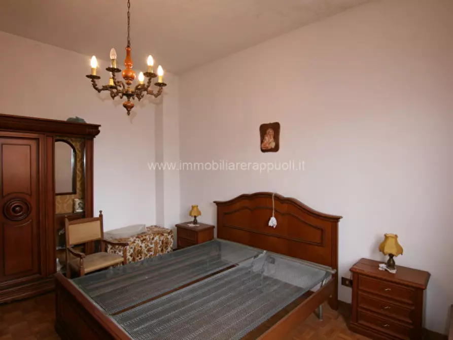 Immagine 11 di Villetta a schiera in vendita  a Sinalunga