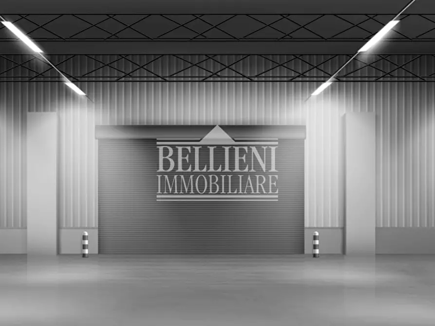 Immagine 1 di Garage in vendita  in Viale Milano, 126 a Vicenza