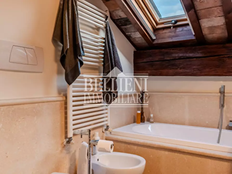 Immagine 21 di Appartamento in vendita  in Contra' Riale a Vicenza