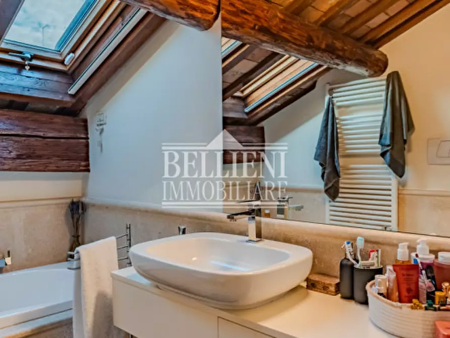 Immagine 22 di Appartamento in vendita  in Contra' Riale a Vicenza