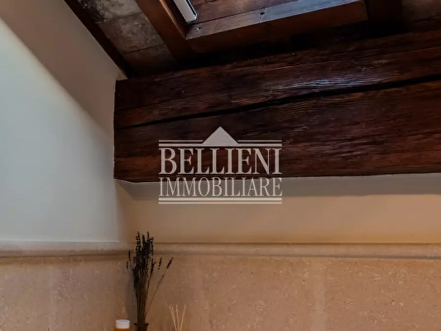 Immagine 23 di Appartamento in vendita  in Contra' Riale a Vicenza